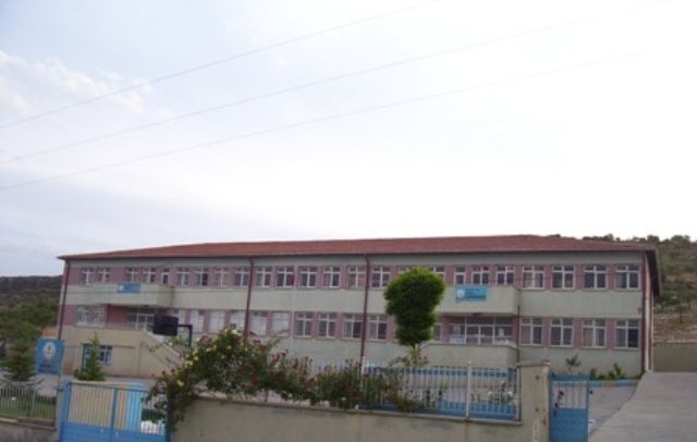Adaklı İlkokulu 