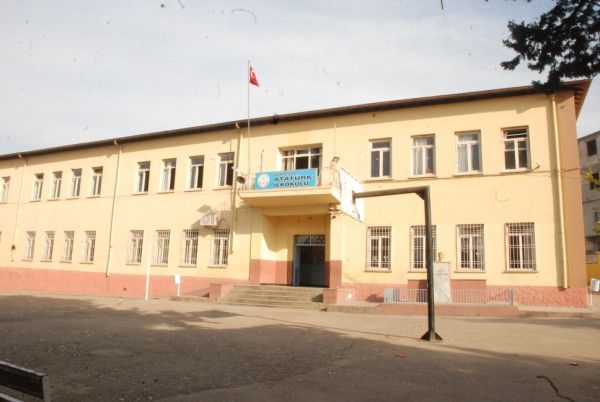 Atatürk İlkokulu 
