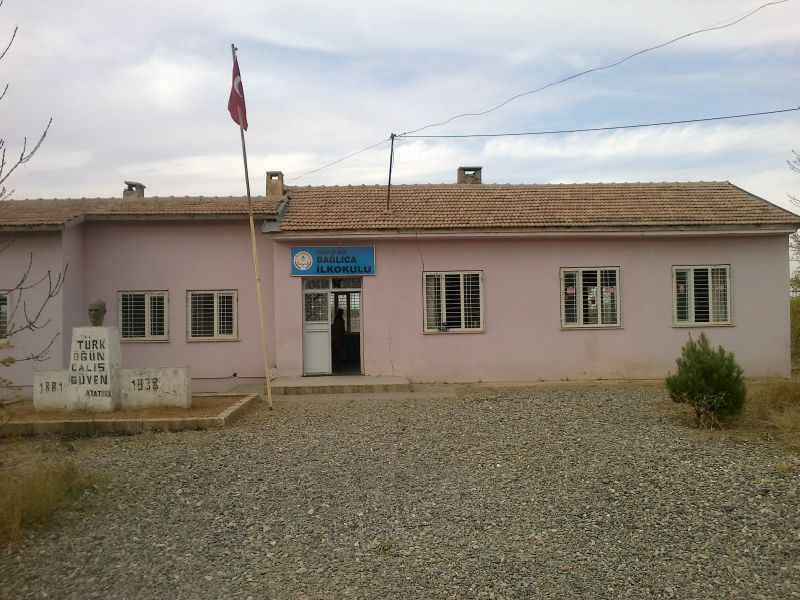 Bağlıca İlkokulu 