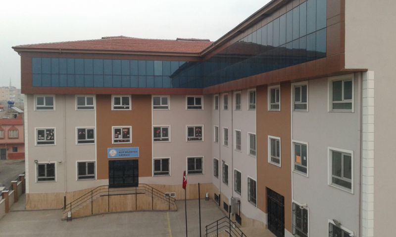 Nizip Belediyesi İlkokulu 