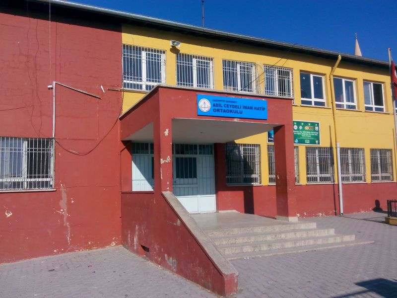 Adil Ceydeli İmam Hatip Ortaokulu 