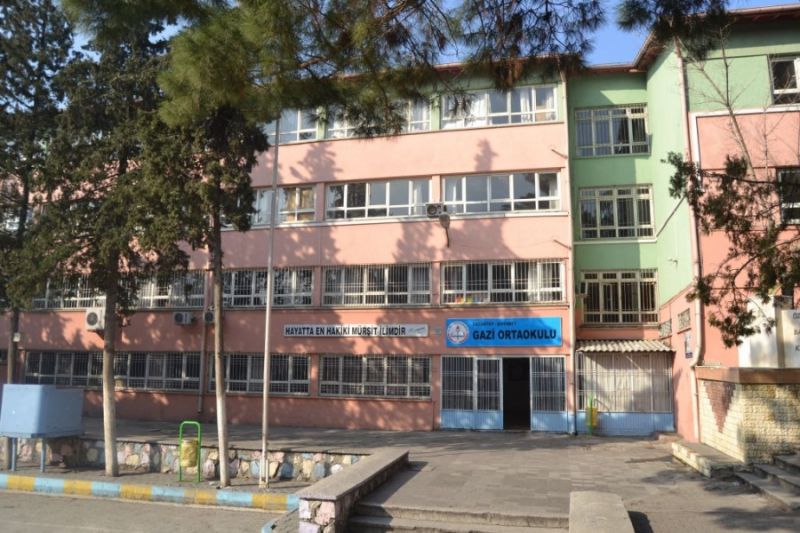Gazi Ortaokulu 