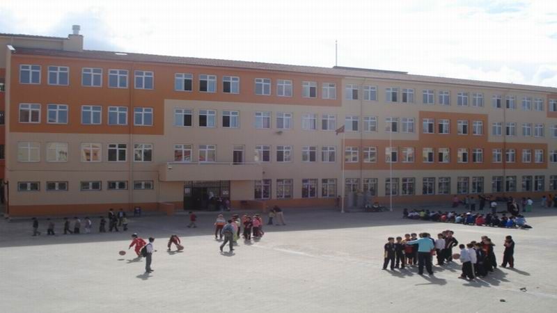 Hatice Karslıgil İlkokulu 