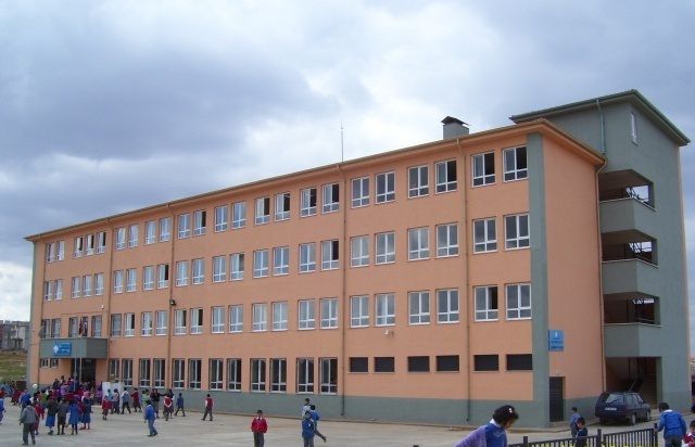 Alparslan Ortaokulu 