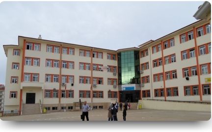 Mennan Usta Mesleki Ve Teknik Anadolu Lisesi 