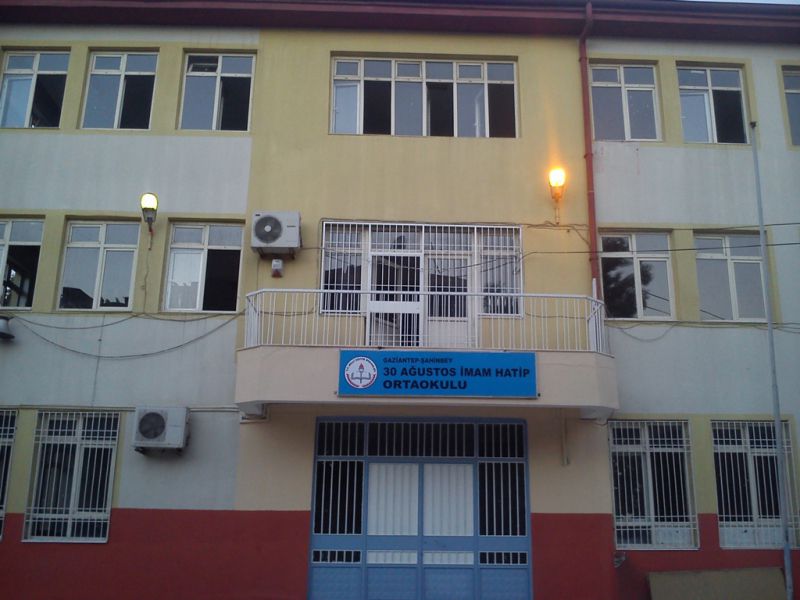 30 Ağustos İmam Hatip Ortaokulu 