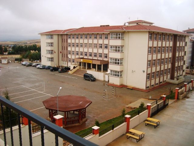 Gaziantep Sabahattin Zaim Sosyal Bilimler Lisesi 