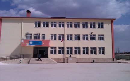 Yalangoz İlkokulu 