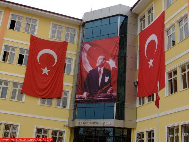 Mehmet Tuncay Aykaç İlkokulu 