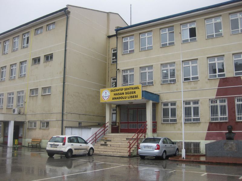 Hasan Süzer Anadolu Lisesi 