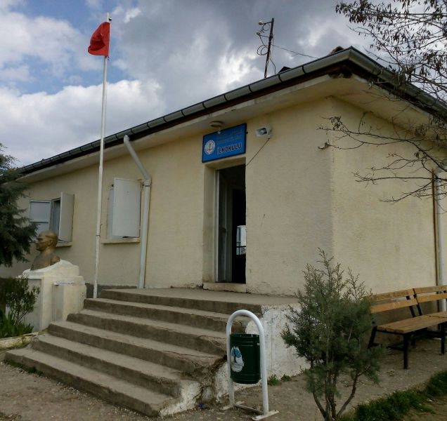 Karakesek Köraliler İlkokulu 