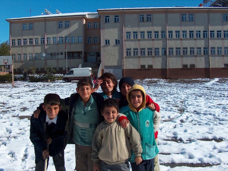Ali Süzer İşitme Engelliler İlkokulu 