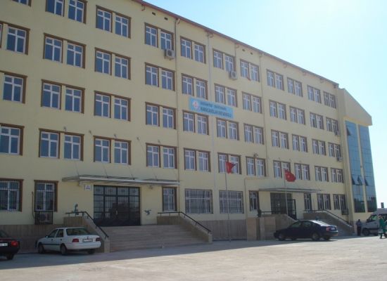 Karacaoğlan Ortaokulu 