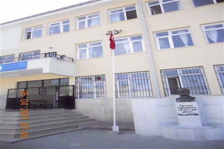 Büyükpınar Ortaokulu 