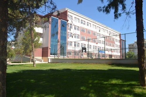 Mahmut Hümayun Özhelvacı İlkokulu 