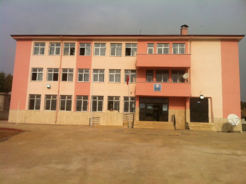 Karakesek İlkokulu 