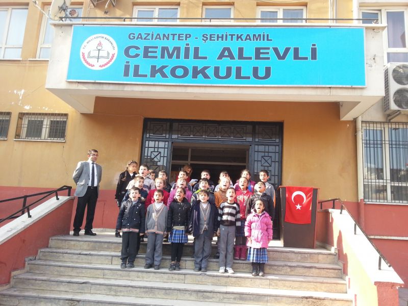 Cemil Alevli İlkokulu 
