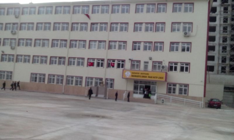 Mahmudiye Erkek Anadolu İmam Hatip Lisesi 