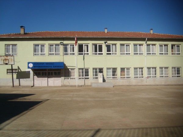 Büyükkarakuyu İlkokulu 