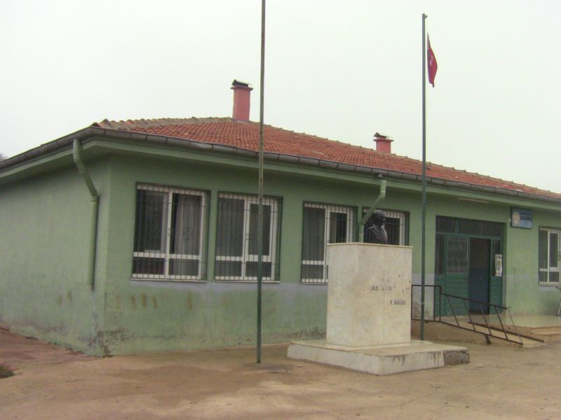 Kasaba İlkokulu 