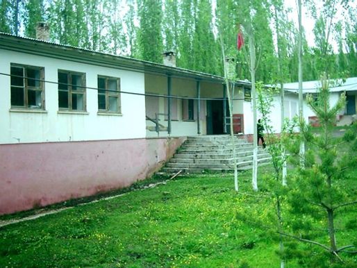 Karabörk İlkokulu 