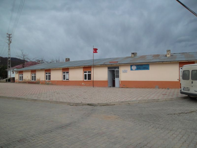 Ahurlu İlkokulu 