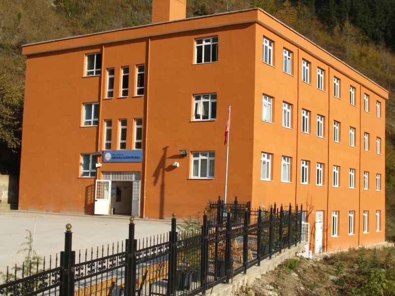 Kurtulmuş Ortaokulu 