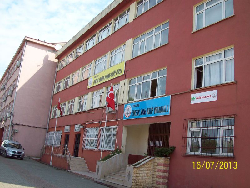 Eynesil İmam Hatip Ortaokulu 
