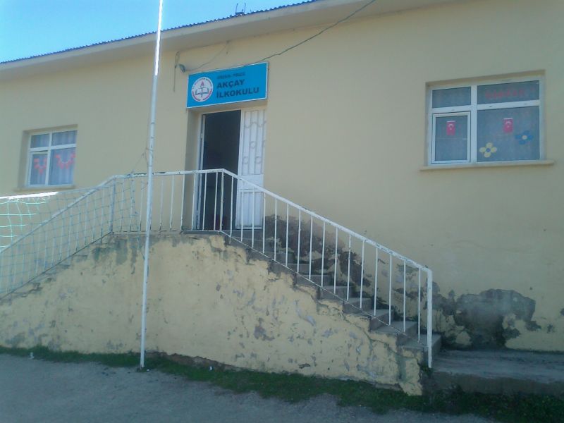 Akçay İlkokulu 