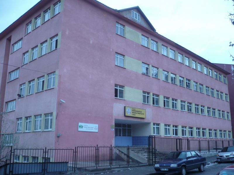 Şebinkarahisar Anadolu İmam Hatip Lisesi 