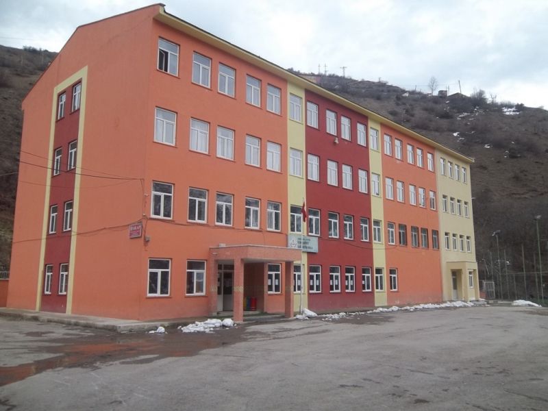 Cumhuriyet Ortaokulu 