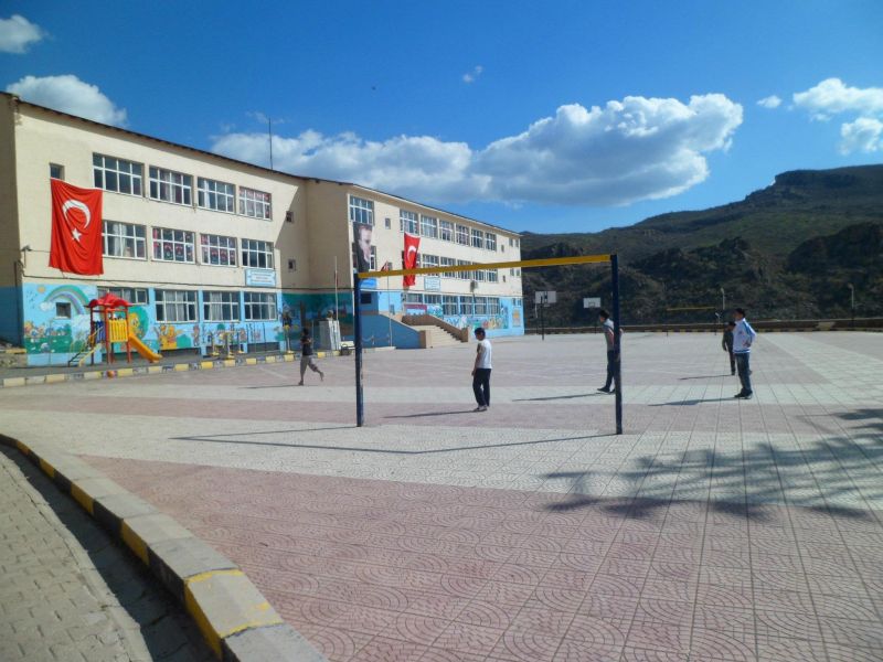 Şehit Bilal Soybilgiç Ortaokulu 