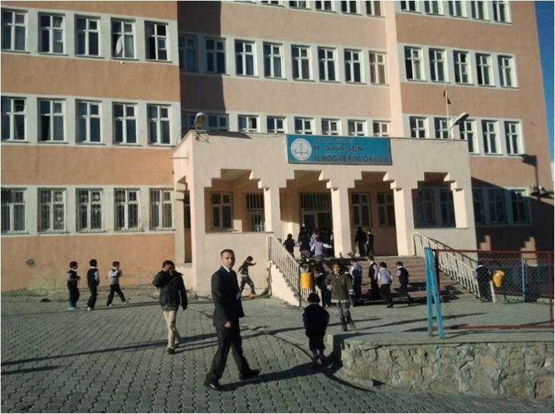 Haci Salih Şen İlkokulu 