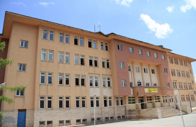 Hakkari Sümbül Anadolu Lisesi 