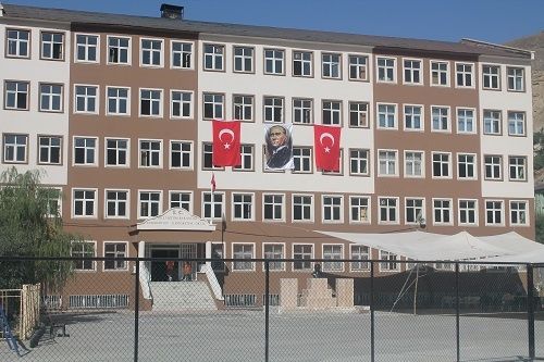 Cumhuriyet Ortaokulu 