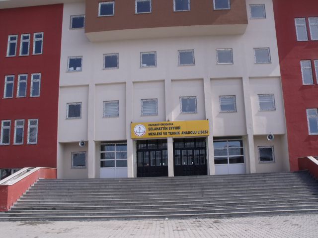 Selahattin Eyyubi Mesleki Ve Teknik Anadolu Lisesi 