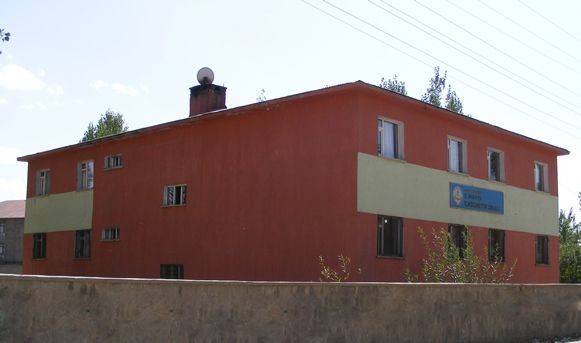 Mehmetçik İlkokulu 