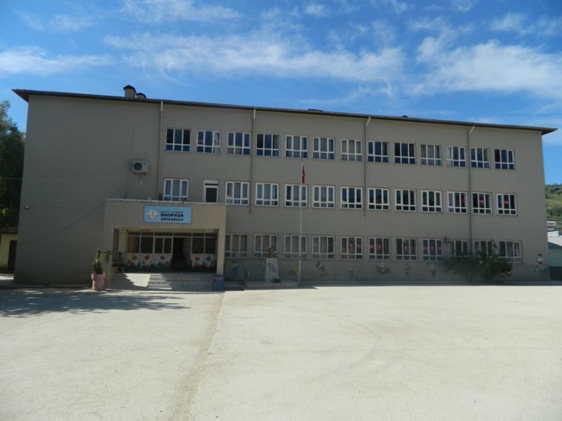 Hacıpaşa Ortaokulu 