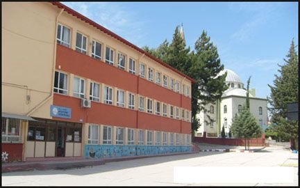 Atatürk İlkokulu 