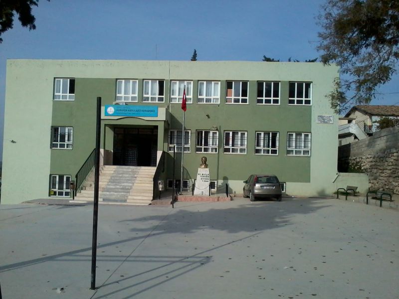 Kuruyer Abdulaziz Karadeniz İlkokulu 