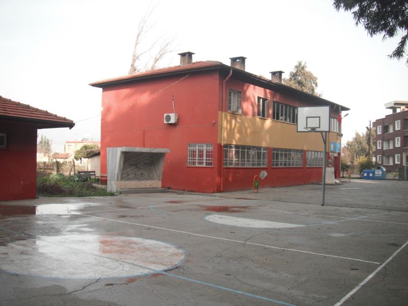 Akçaova Haldun Tinaztepe İlkokulu 
