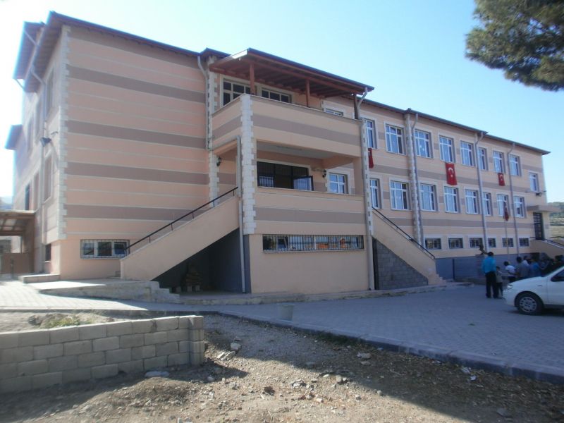 Arpaderesi Ortaokulu 