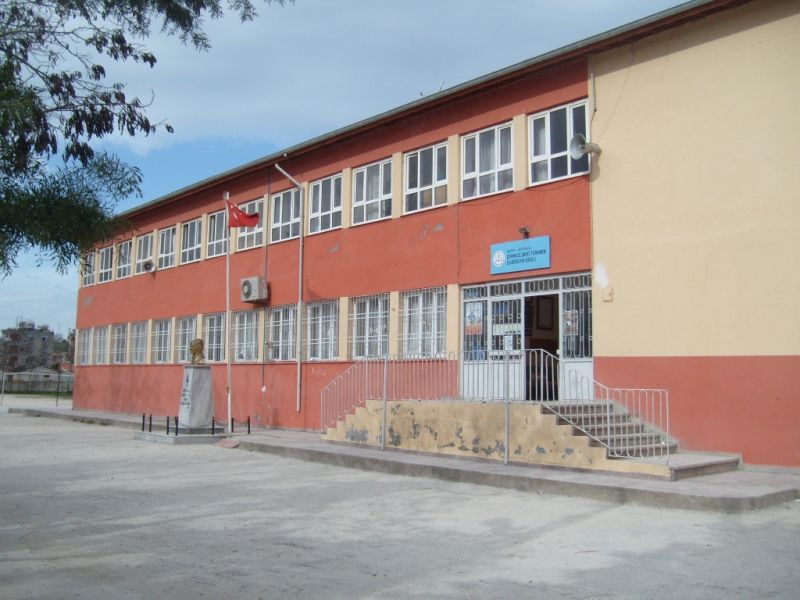 Çekmece Şehit Türkmen İlkokulu 