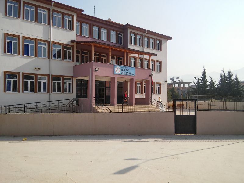 Aknehir Ortaokulu 