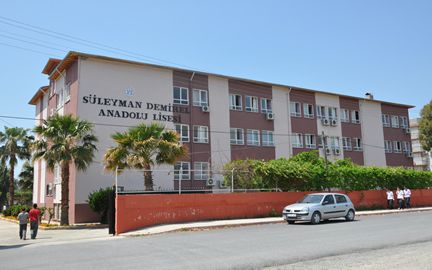 Süleyman Demirel Anadolu Lisesi 
