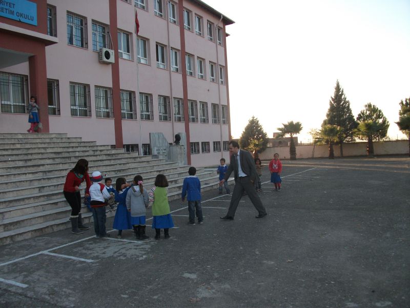Cumhuriyet İlkokulu 