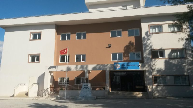Çinarli Hüseyin Ceylan İlkokulu 