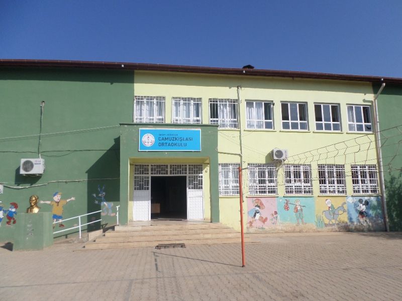 Camuzkışlası Ortaokulu 