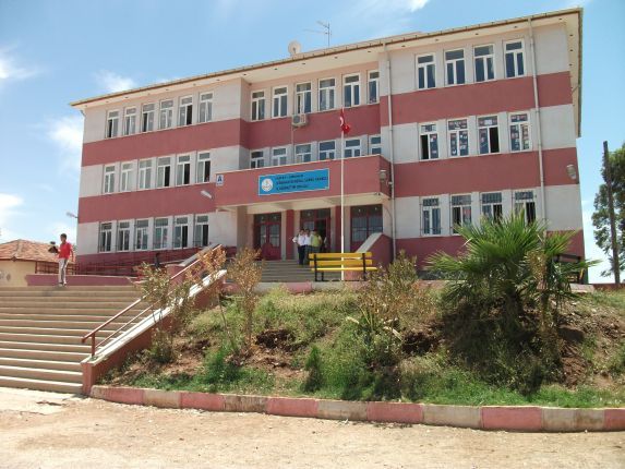 Kırıkhan General Şükrü Kanadlı İlkokulu 