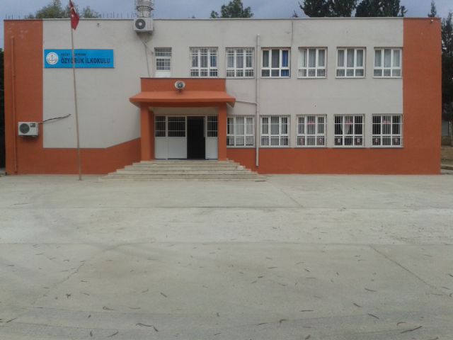 Özyörük İlkokulu 